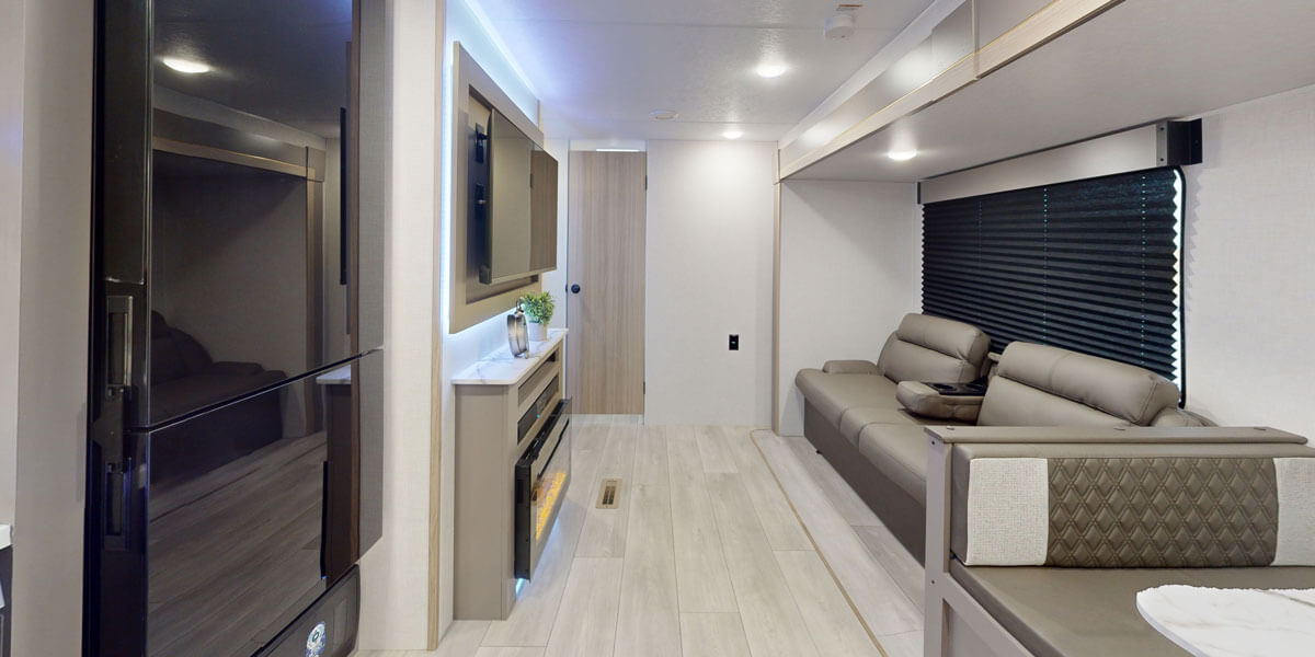 RV Critic - Adventure with Comfort At Every Turn